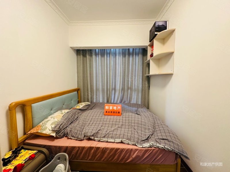 无抵押!7天过户拎包入住  超实用3加1户型 龙溪新城