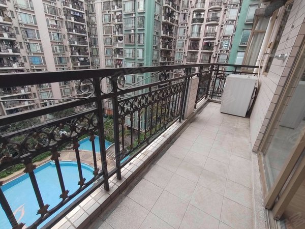 广州海珠新港西愉景雅苑花园小区 安静舒适三房 全新装修 鹭江站500米