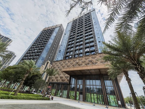 佛山禅城绿岛湖绿岛湖壹号(商住楼)(优选)东岸广场公寓2000每月 家电