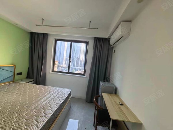 杭州余杭未来科技城仓溢景苑19 5号线地铁口,创景路站,万达广场旁,仓