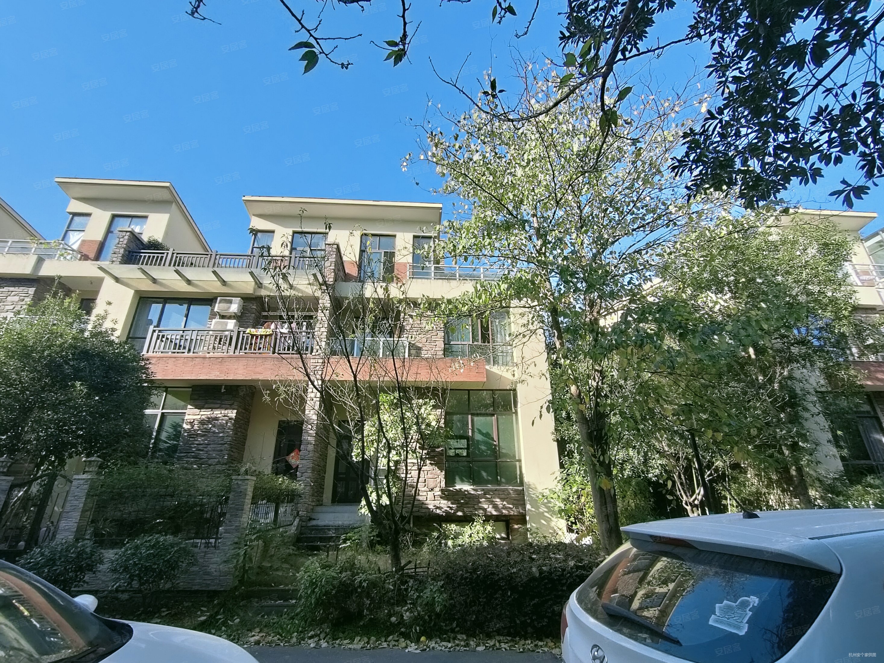 三江鸣翠蓝湾别墅