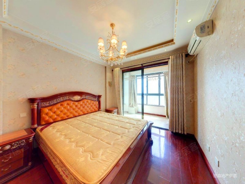 新里魏玛公馆 临地铁 交通便捷 高楼层采光充足 购物方便