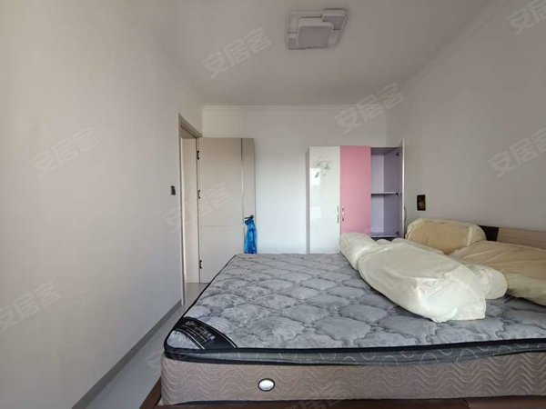 包头九原哈屯高勒大街方兴卫仕府方兴独梯独户精装拎包入住 电梯中间楼层 全天采光全新家电出租房源真实图片