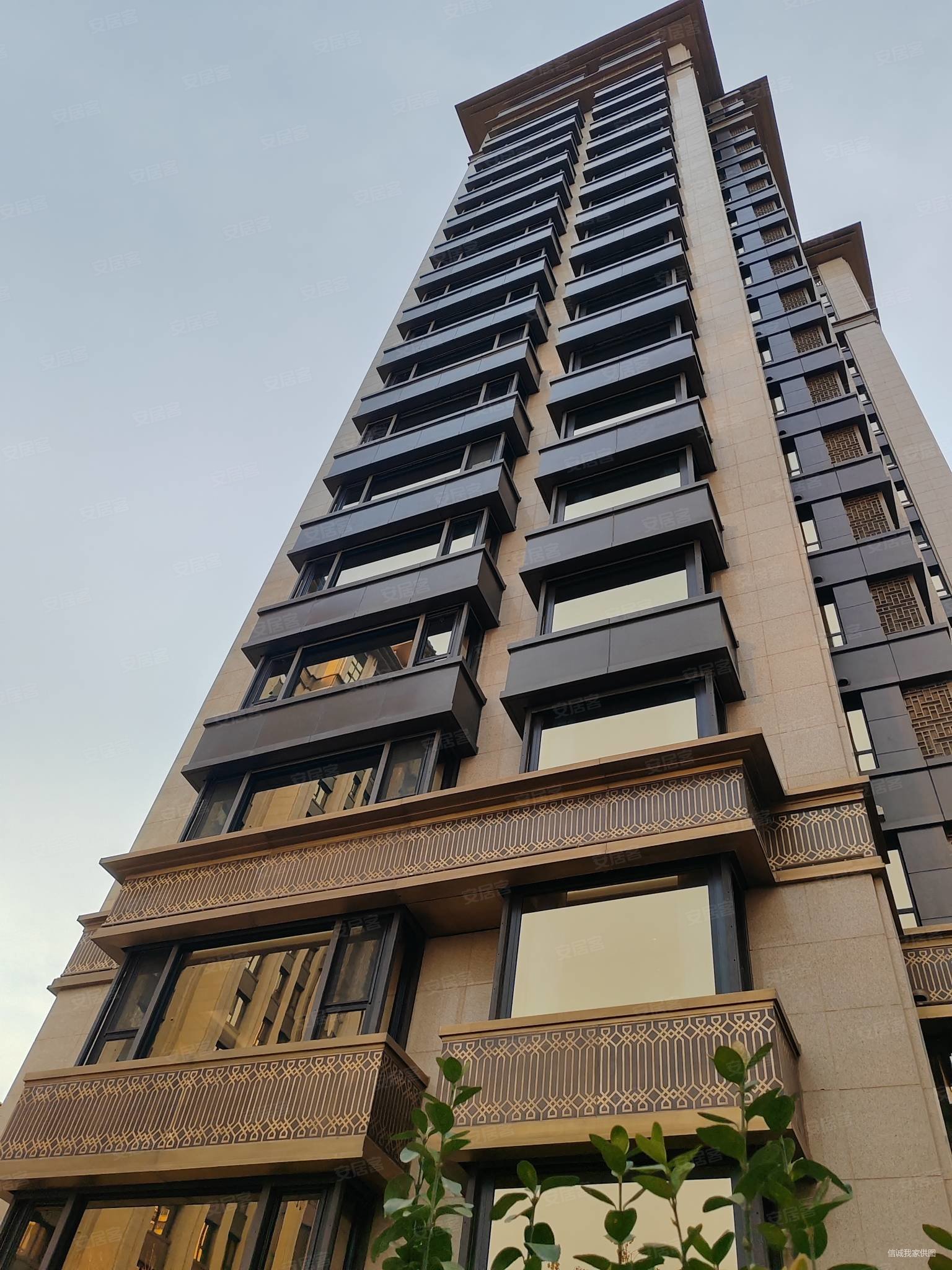 泰禾西府大院6室3厅4卫320.3㎡南北4360万