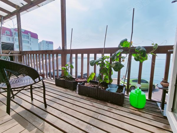 青岛崂山沙子口锦绣花园(崂山)全海景 多层电梯洋房 精装套三双卫 有