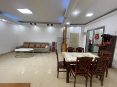 泉州鲤城浮桥浮桥王宫三房两卫 1800包物业费 家具家电干净整洁带阳台出租房源真实图片