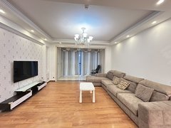 宜城华龙中心宜城城区公园附近 电梯房 三室两厅双卫精装修 南北通透户型出租房源真实图片