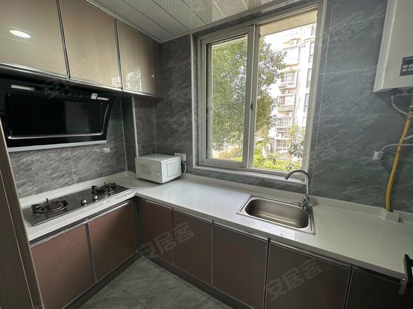 【多图】宝菊新家园,菊园新区租房,11号线嘉定西站 宝菊清水园 整租一