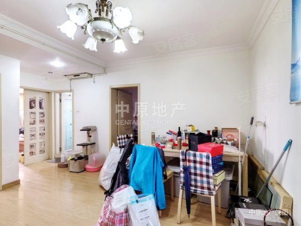 虹桥向日葵公寓3室2厅2卫121.64㎡西南973万