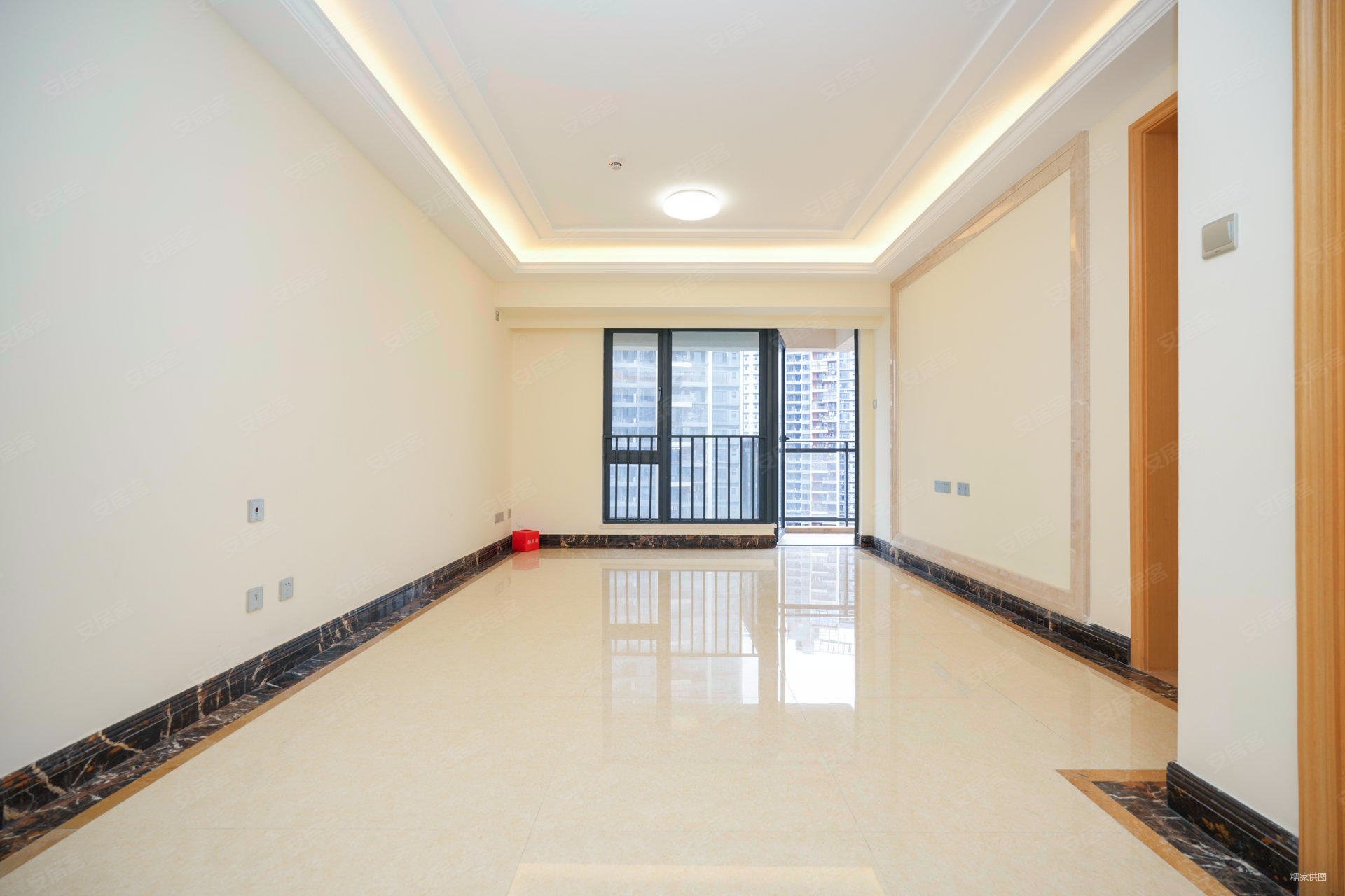 佳兆业城市广场(三期)3室1厅2卫89㎡南450万