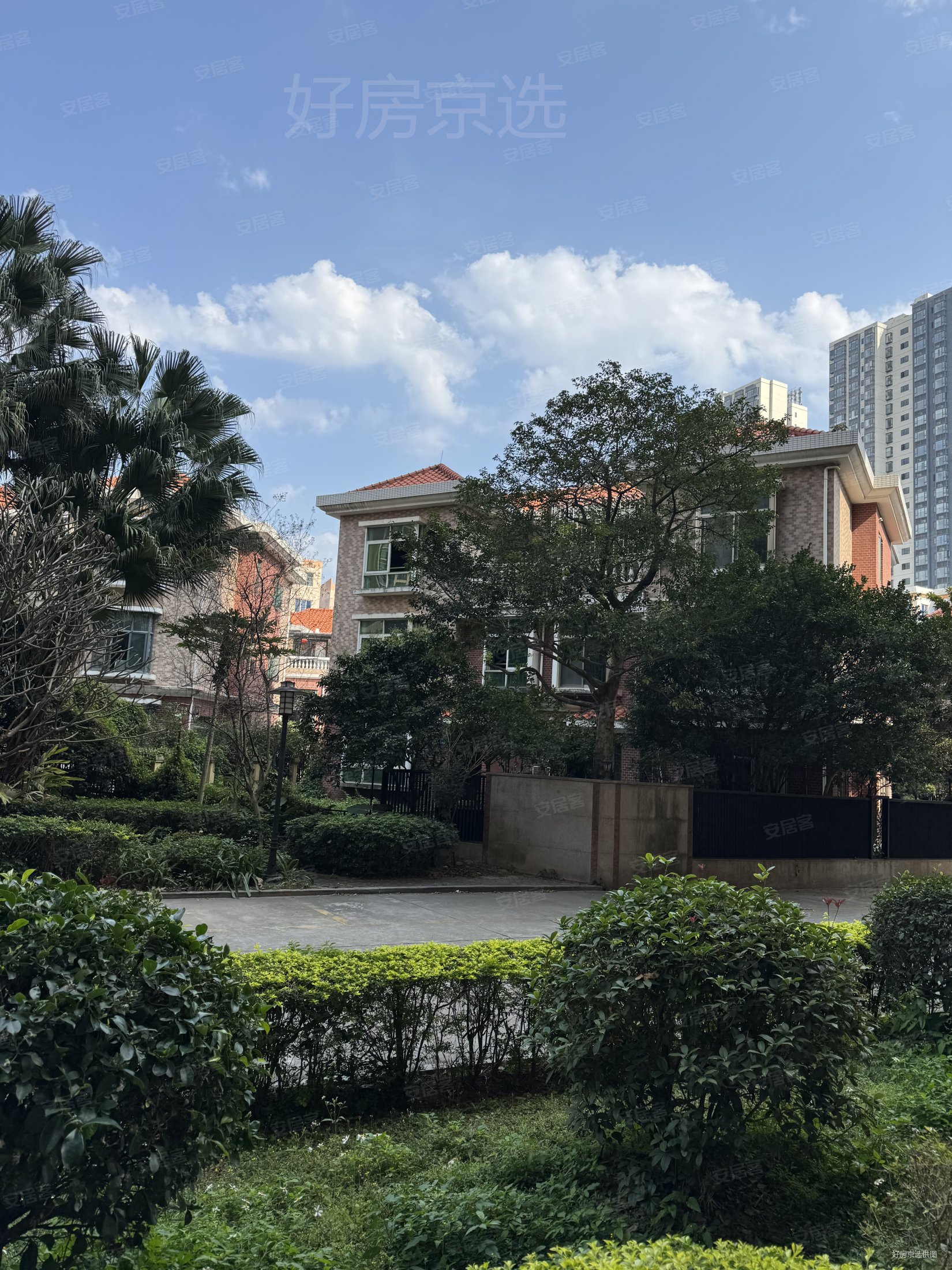 银湖花园(别墅)二手房,698万,5室2厅,4卫,189平米-东莞安居客