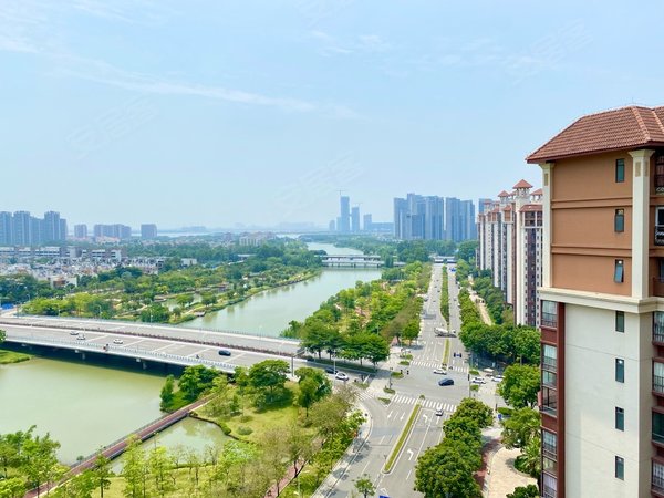 广州南沙黄阁龙光棕榈水岸(北区)龙光棕榈水岸 精装三房 配置齐全