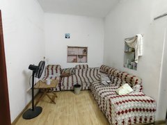 嘉鱼嘉鱼城区嘉鱼市区新中医院对面，单位小区好停车！出租房源真实图片