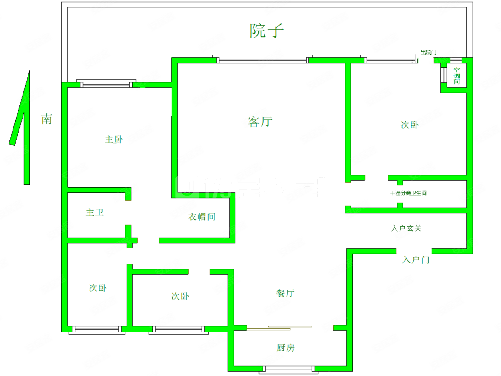 一楼带院带两个车位带储藏室