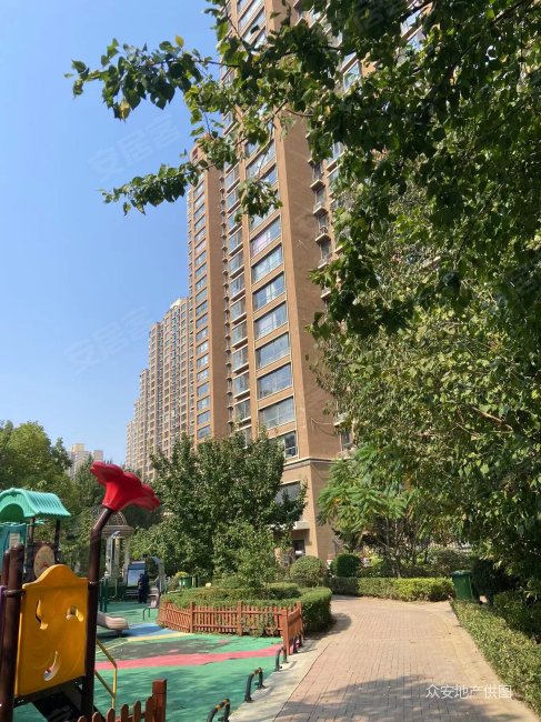 江南 万科城b区 精装修 满五   南北通透两居 拎包入住