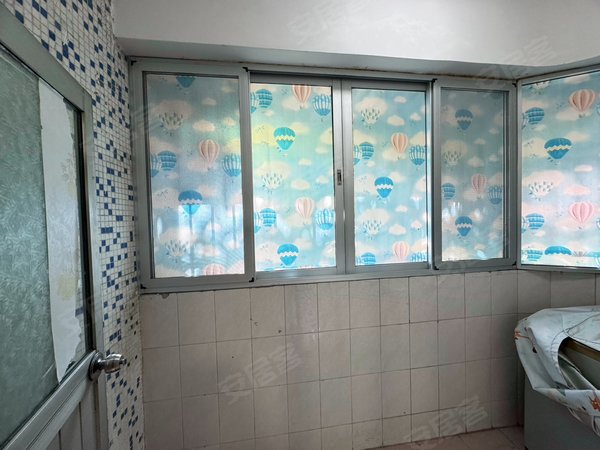 深圳宝安碧海湾碧海湾花园双地铁口新上三房,碧海湾花园业主急租 拎包