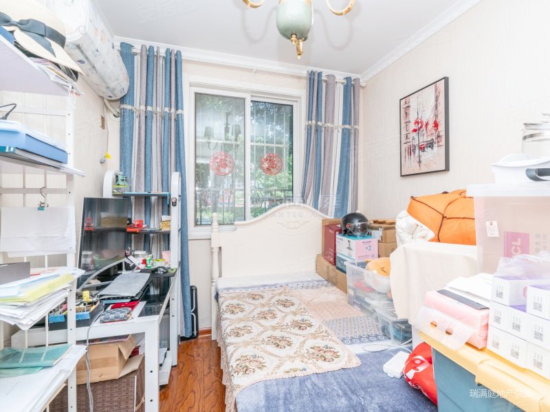 怡水嘉园 装修豪华保养好 近地铁 交通便利 近医院 商品住宅