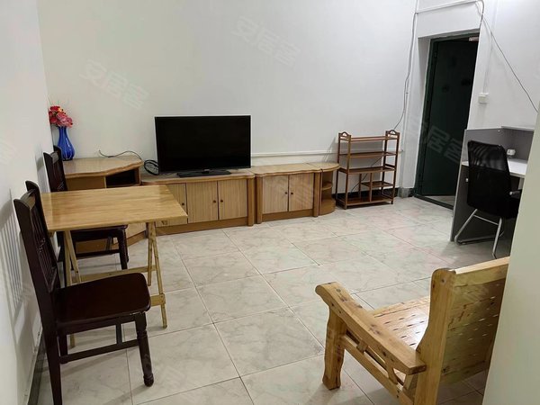 重庆合川合川滨江路蟠龙路138号小区蟠龙路105号一室一厅家具家电齐全