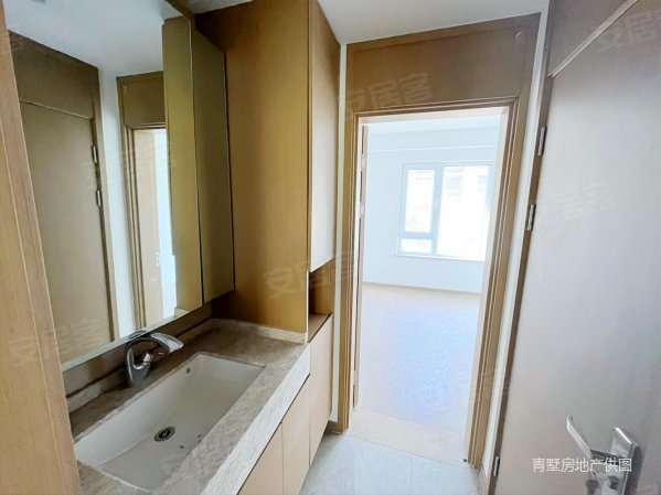 天泰阳光水岸 精装未住房源一套,价格可大谈,钥匙看房