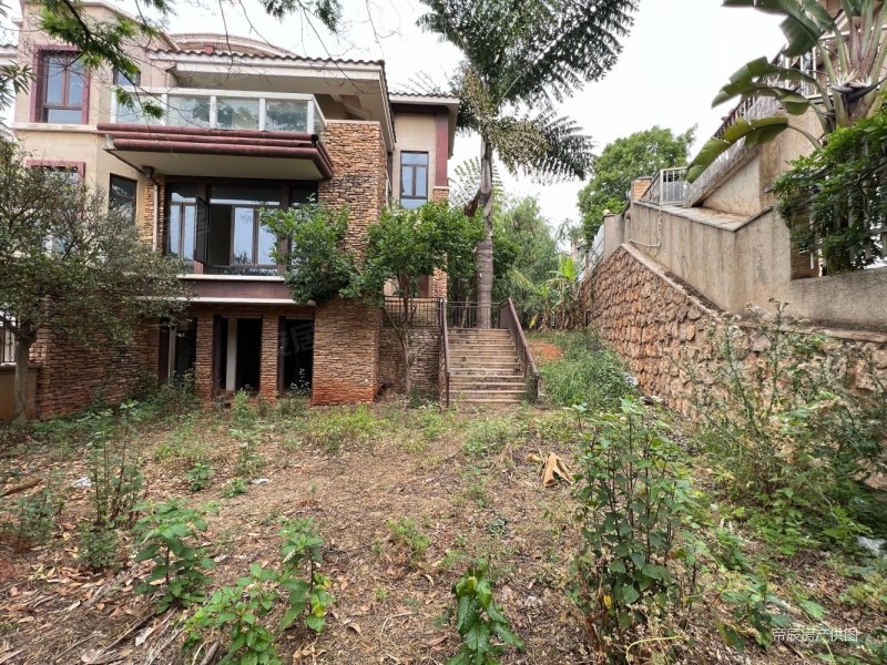 呈贡大学城地铁口颐明园独栋别墅送花园车库