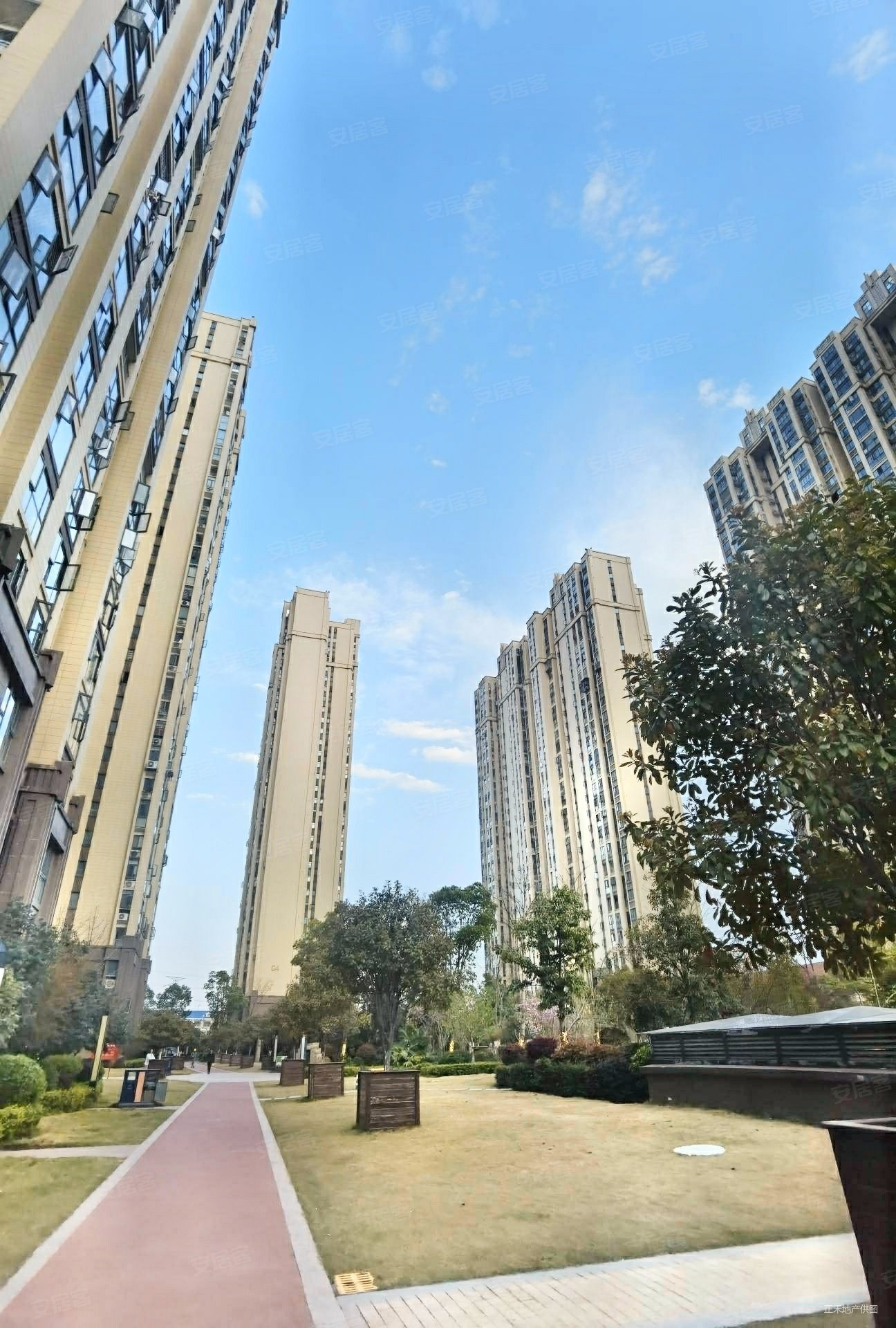 芙蓉区6号地铁口紫御江山中交中央公园居家精装修满五