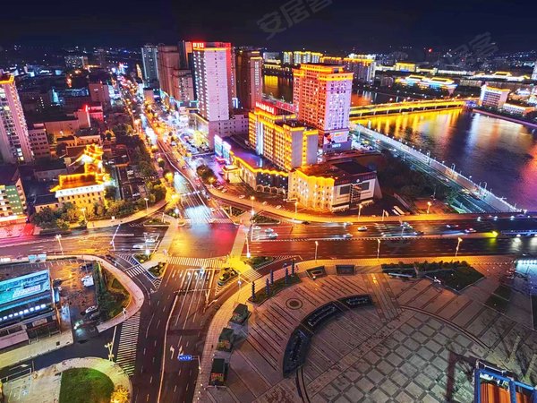 延边延吉中心区大千城西市场大千城电梯楼河景房一室一厅 金华城,百货