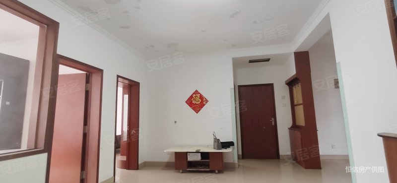 金华苑 多层3楼 小三居 单位房赠送地下室,位置安静