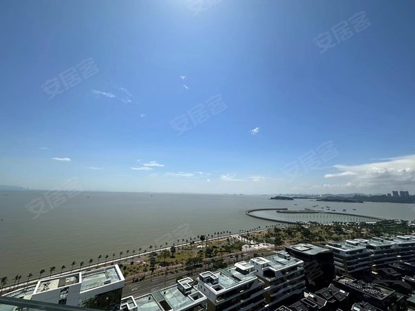 珠海高新区唐家湾格力海岸(三期)出租,全方位海景房,全新,性价比高,给