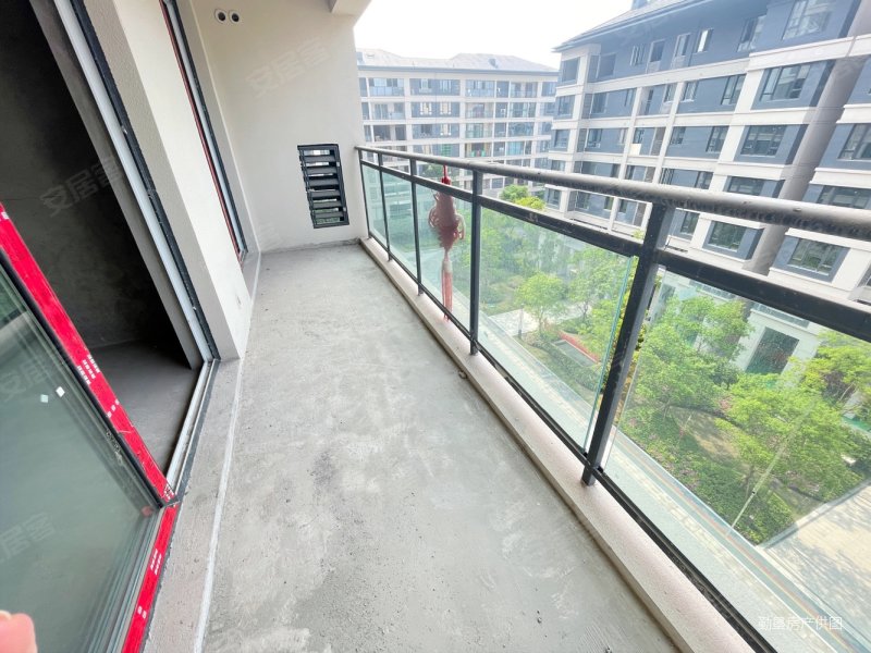 洋房 亏惨了新小区环境优美出行方便随时看房,绿地城际空间站(涪陵)