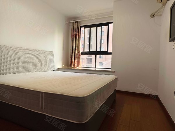 上海浦东川沙心圆西苑新上架,心圆西苑,电梯2房,实拍图,有车位出租