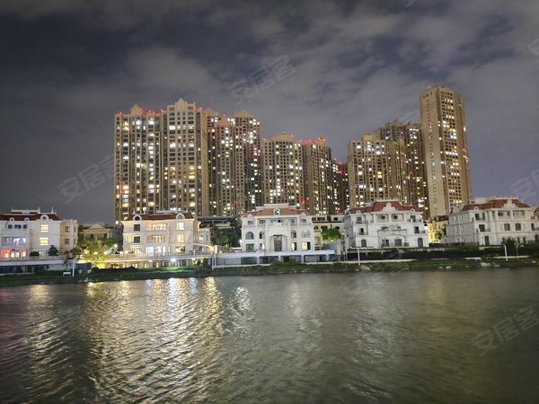 泉州晋江万达广场世茂御龙湾湖心岛急租,世茂湖心岛大平层,可电商可