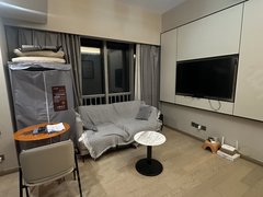 珠海香洲兰埔青茂口岸富华里旁富力新天地一房一厅出租拎包入住有密码出租房源真实图片