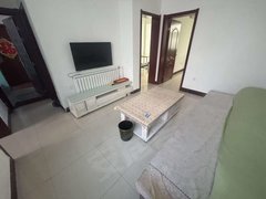 淄博沂源城区历山实验附近一楼带院,精装带全套家具家电,拎包入住可月付出租房源真实图片