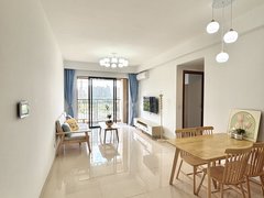 广州增城永和保利花园小区，精装修三房，绿化优美，安静宜人，民用水电出租房源真实图片