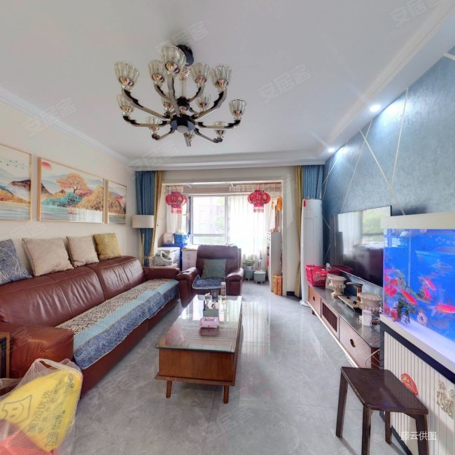 盛庭名景花园 满五   精装修 商品房 集中供暖 临地铁