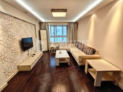 上海杨浦中原豪华装修采光充足的大三房 也可用作2房2厅 周边基础设施好出租房源真实图片
