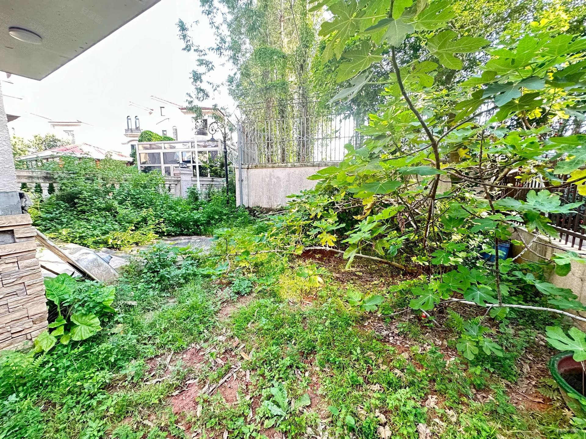 豪园湖心苑双拼别墅 精装三房带主套 带150方花园