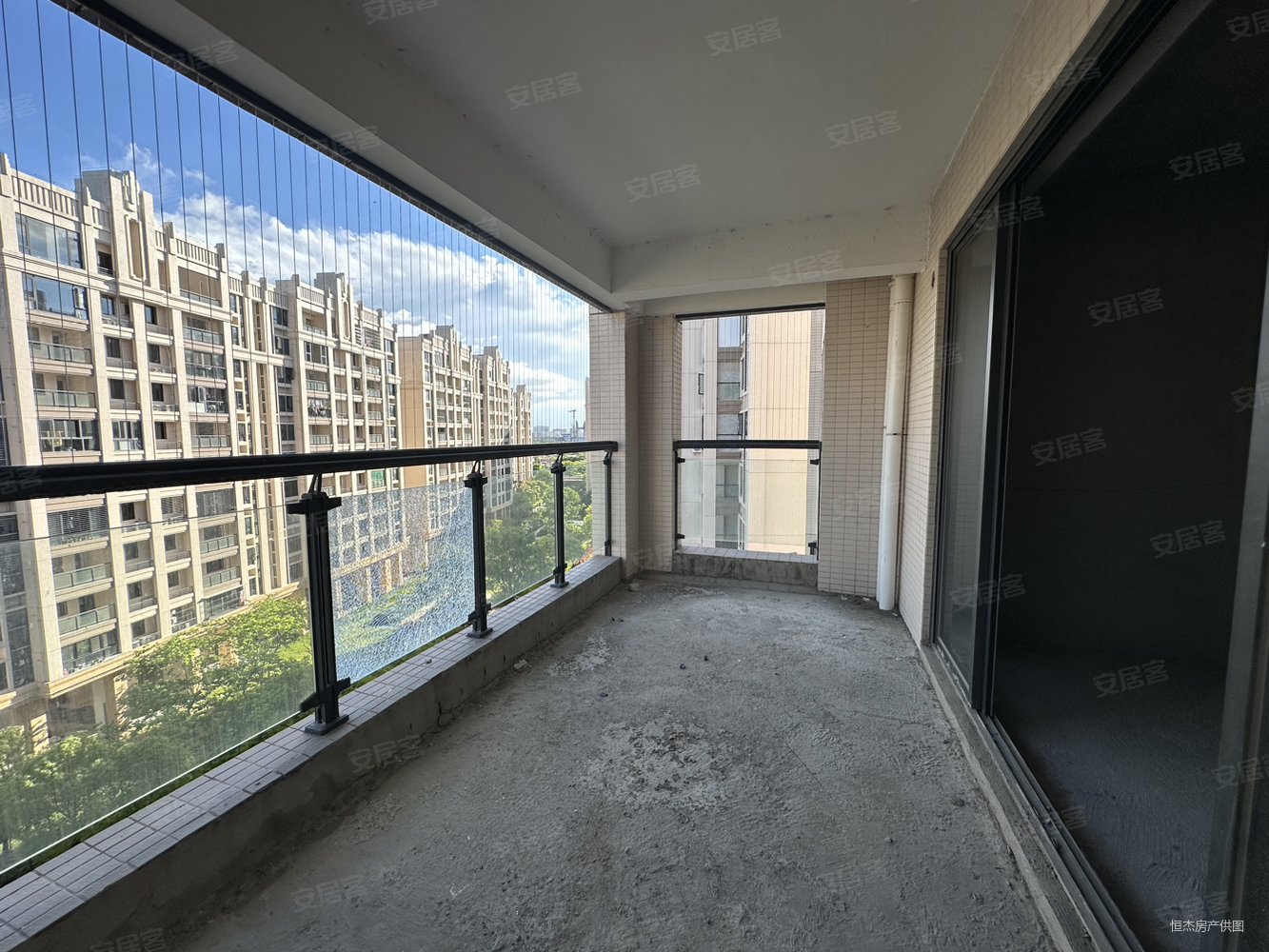 外砂新豪湾 中高楼层4房2厅双套间园心房 有钥匙 宜华城三期