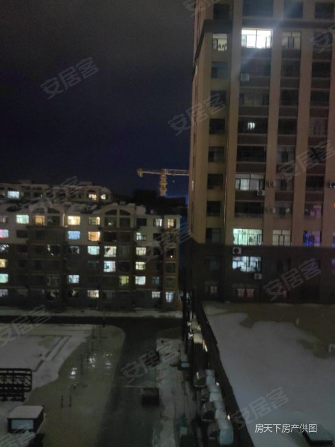 世纪嘉园3室2厅2卫141㎡南北94.8万