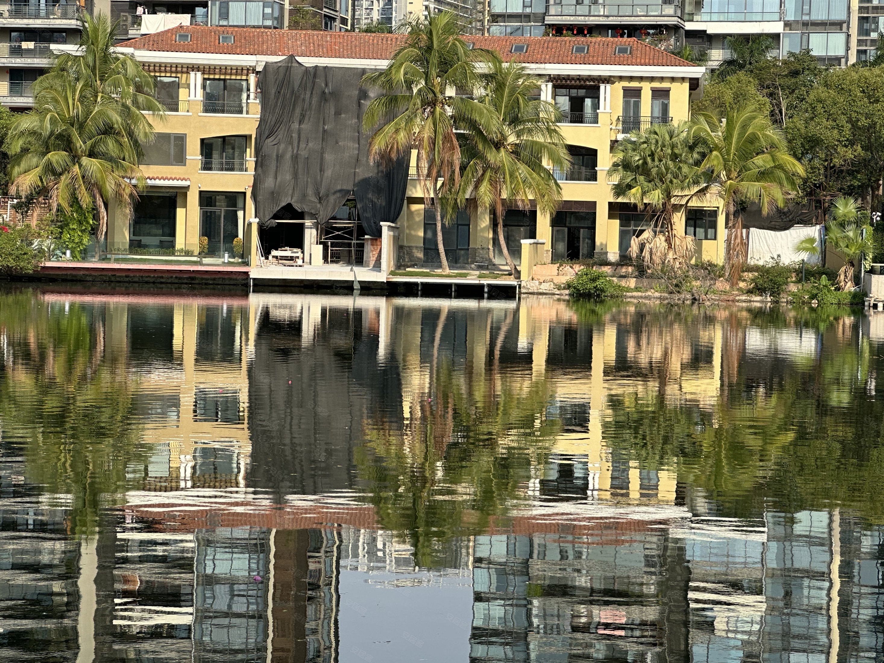 深圳房产网>深圳二手房>南山二手房>华侨城二手房>波托菲诺纯水岸(四