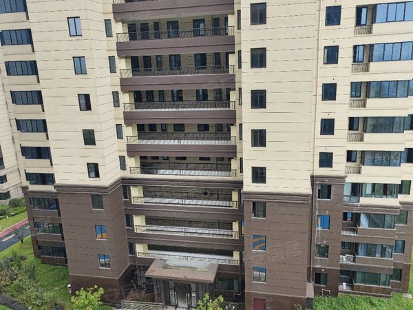 【多图】宛陵湖新城,万达广场租房,万达广场附近小区有精装单间及独卫