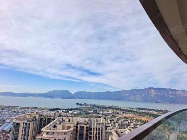 昆明官渡福保片区山海湾1号山海湾出租(整层783平米)空房出租,看西山