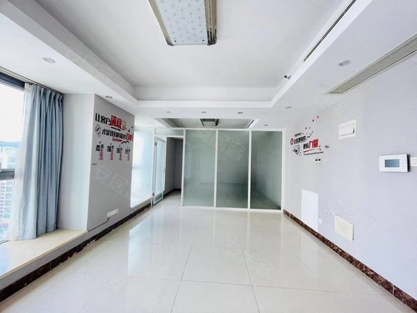 珠海香洲南屏天朗海峰南屏天朗海峰一房一厅 可做饭 物业费便宜出租