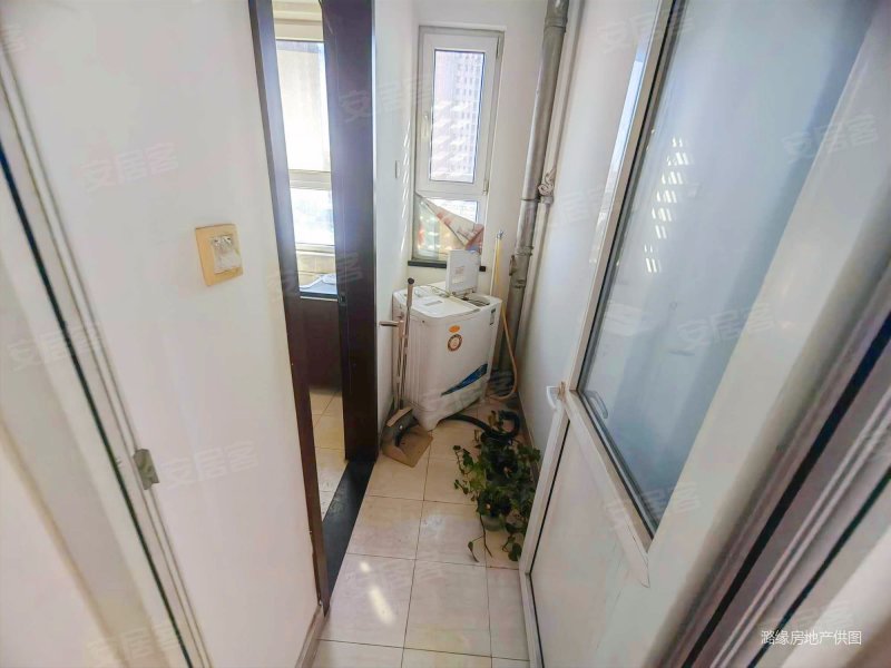 辰庆家园 南向采光好 满二   近医院 商品房 电梯房