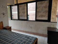 巴中巴州巴人广场非中介江南风情酒店院内三楼单间出租出租房源真实图片