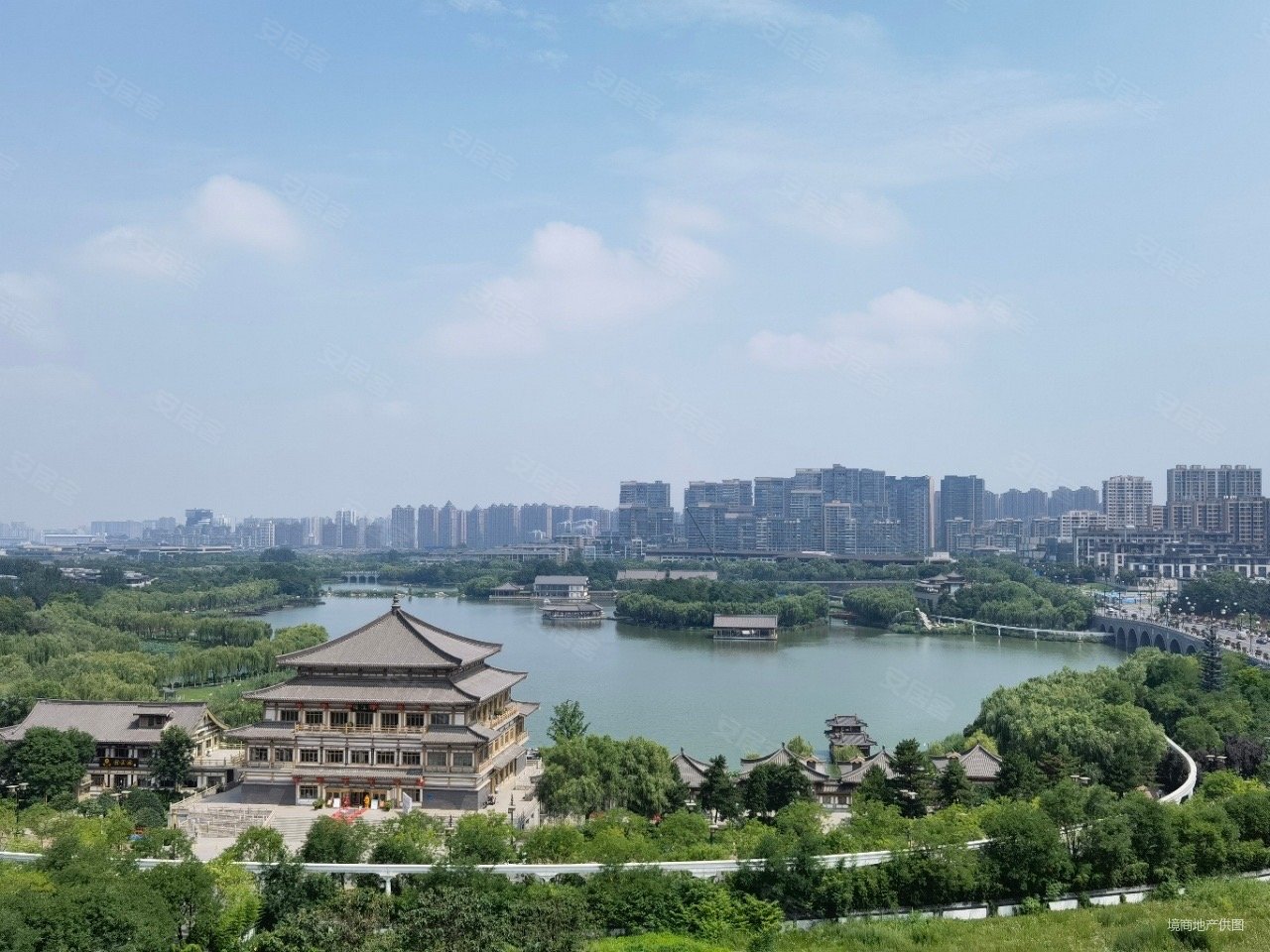 南湖九号院不临街观景大平层层高34米