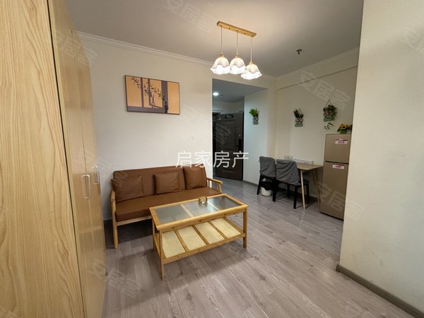 六安金安金安万达汇金国际广场红街酒吧街，西都广场，单门独户，1室1厅，汇金广场，套房整租出租房源真实图片