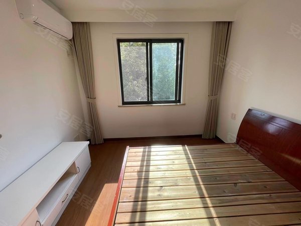 杭州上城景芳三堡北苑4号线景芳地铁站三堡北苑精装朝南两室市民银泰