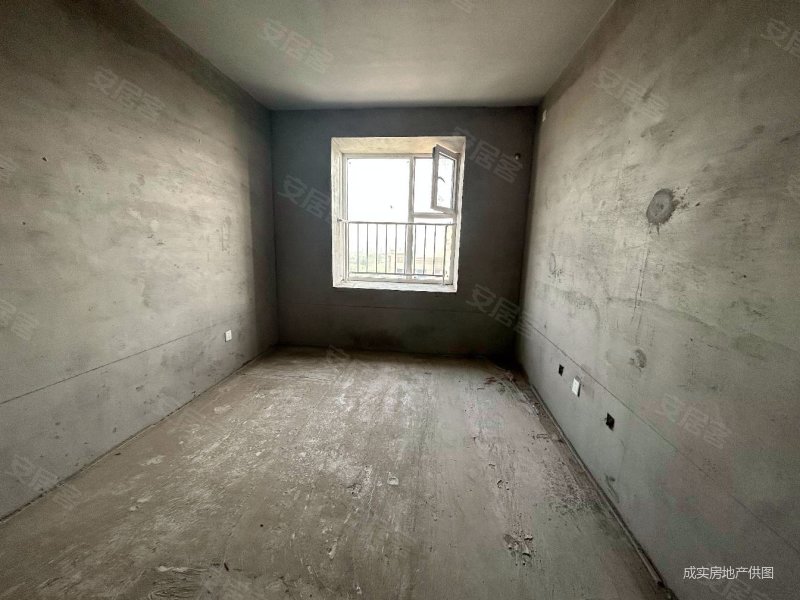 百岛绿城,市证,可按售楼部流程购买,两室朝南,户型方正!