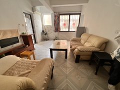 桂林叠彩观音阁桂林市妇幼医院附近,湘雅医院附近,近菜市,公交车站,有院子出租房源真实图片